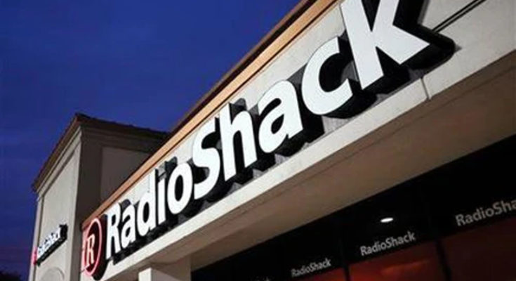 Electronics Retailer RadioShack Files For Bankruptcy Once again